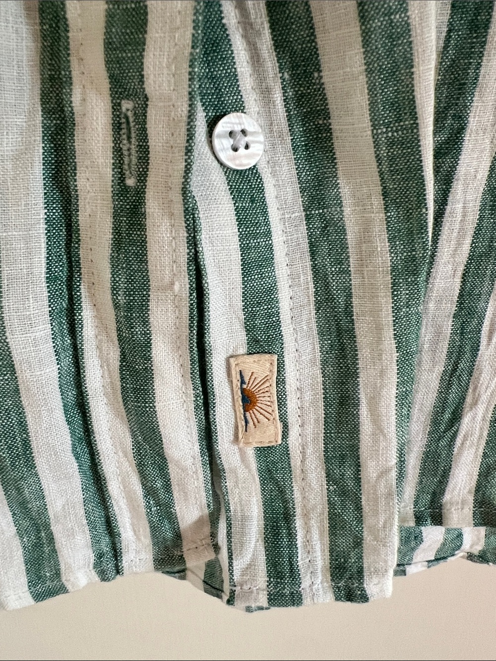 Faherty Green and White Striped Button-Down 100% linen Shirt - Picture 3 of 7